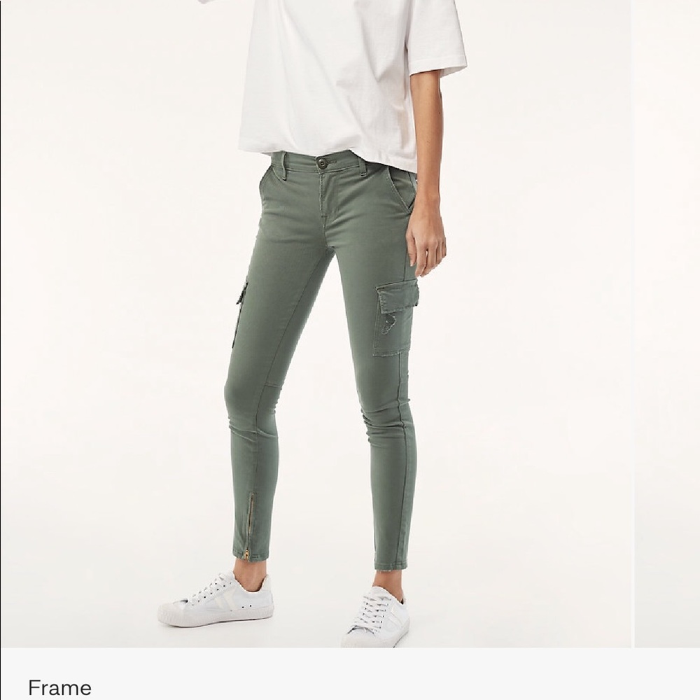 Aritzia olive cargo pants